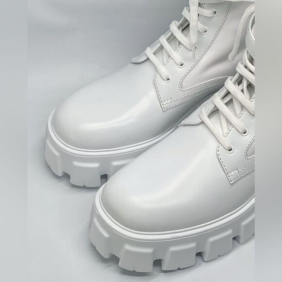 Prada Monolith Leather and Re-Nylon Boots with Pouch size 40 - Picture 4 of 16